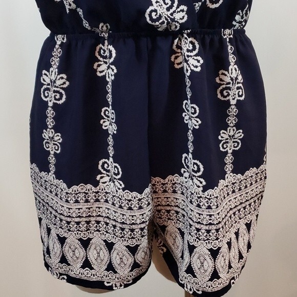 A'GACI Navy Print Strappy Romper size M - Picture 3 of 8
